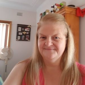 Meet your Posher, Sharon